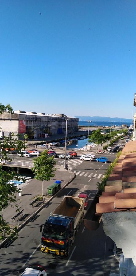 In The Centar Apartment Rijeka Exteriör bild